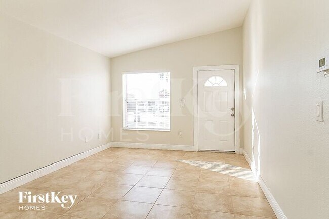 Foto del edificio - 8927 NW 114th St