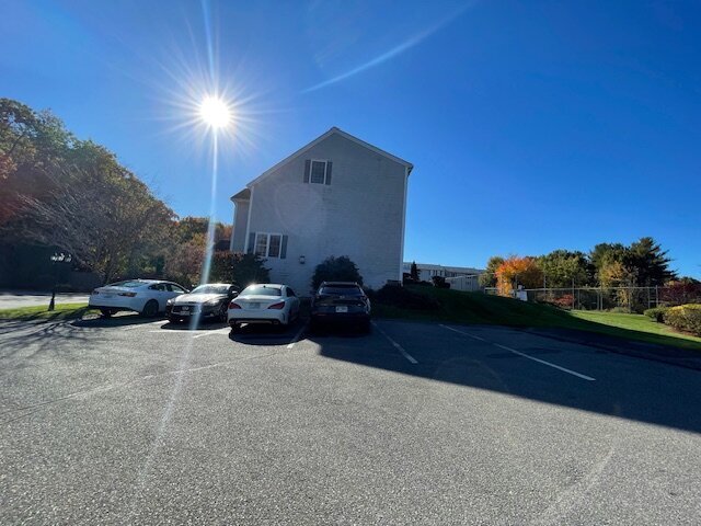 Foto del edificio - 29 Georgetown Dr