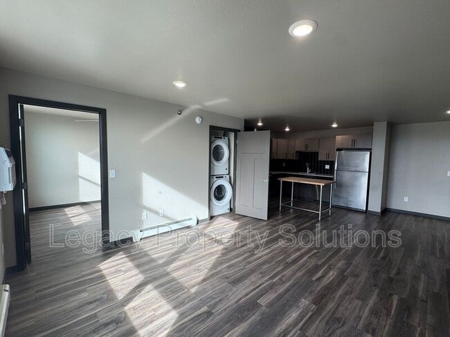 Foto del edificio - 226 E Greenfield Ln