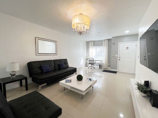Foto del edificio - 4368 S Kirkman Rd