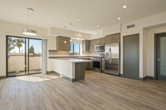 Foto del edificio - 3743 Midvale Ave