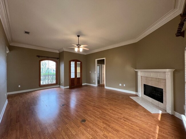 Building Photo - Pelican Crossing