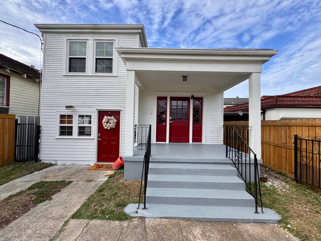 Building Photo - 2555 Elder St