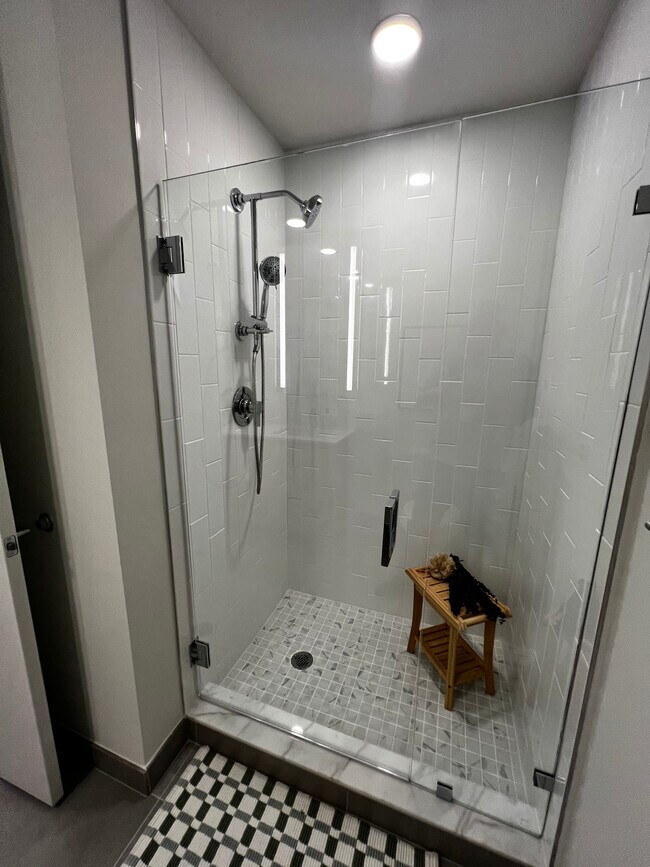 Foto del edificio - 81 NW 32nd St