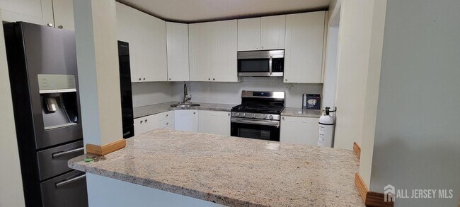 Foto del edificio - 43 Crabapple Ln
