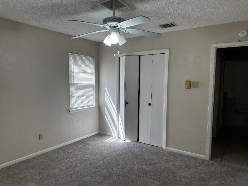 Foto del edificio - 8507 Bosque Blvd