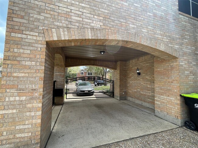 Foto del edificio - 3511 Velasco Ct