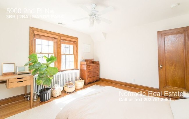 Foto del edificio - 5900 2nd Pl NW