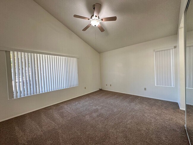Foto del edificio - 7007 Pembridge Ln