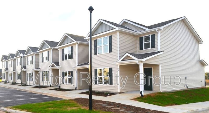 Foto principal - 26 River Stancil Dr