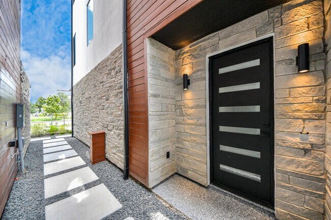 Foto del edificio - 504 Sampson St