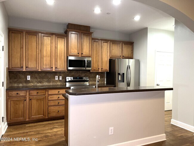 Building Photo - 6138 Clearsky Dr