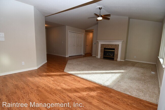 Building Photo - 3 br, 2 bath House - 276 North View Dr