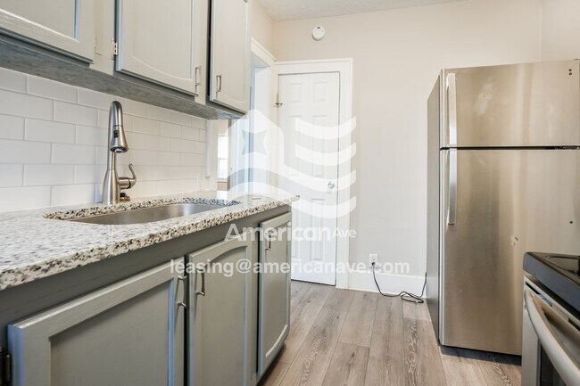 Foto del edificio - 226 E Fairview Ave