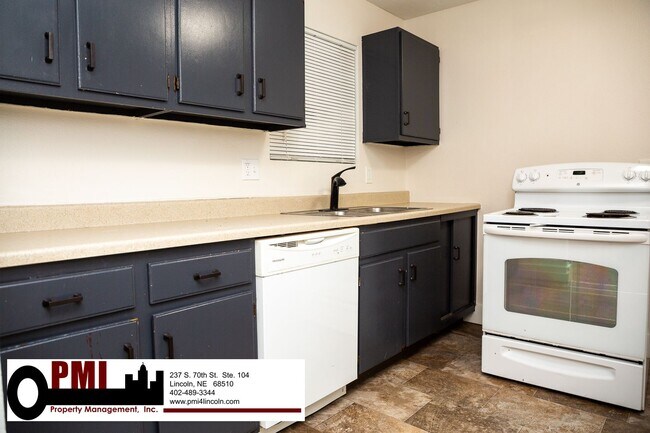 Foto del edificio - 2 Bedroom and 1 Bathroom Apartment
