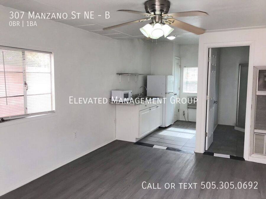 Primary Photo - 307 Manzano St NE