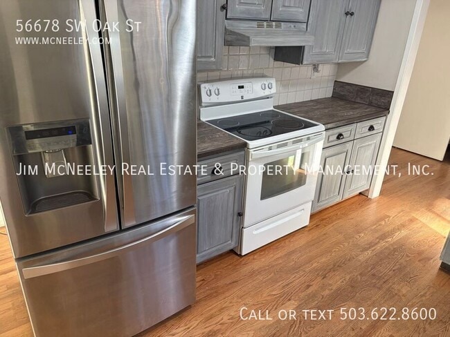 Foto del edificio - 56678 SW Oak St