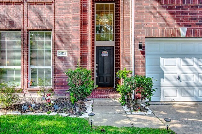 Foto del edificio - 24622 Queensfield Ct