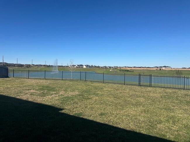 Foto del edificio - 3702 Birtley Bnd Wy