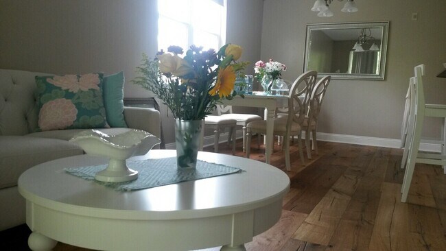 Sala de estar - 1310 Kenilworth Ave