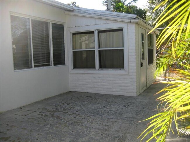 Foto del edificio - 2105 SE 4th Ave