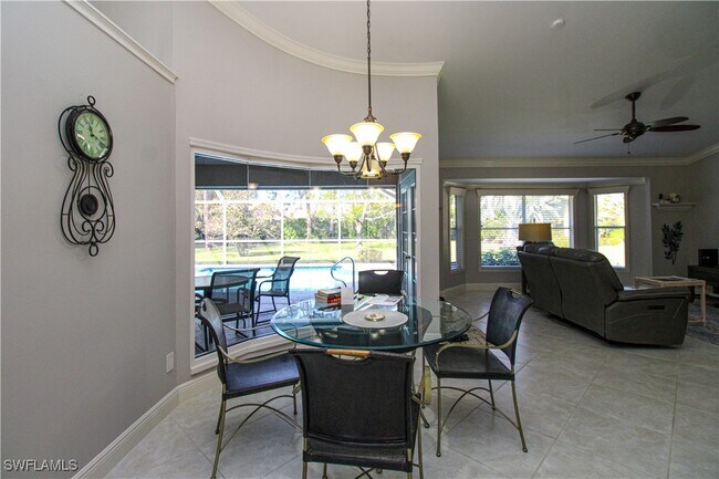 Foto del edificio - 333 Wentworth Ct