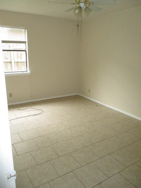 Building Photo - 5304 St Georges Green