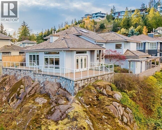 Building Photo - 4751 Headland Dr