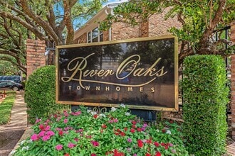 Building Photo - 4040 San Felipe St