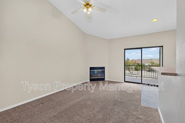 Foto del edificio - 4209 Ridgeway Ct