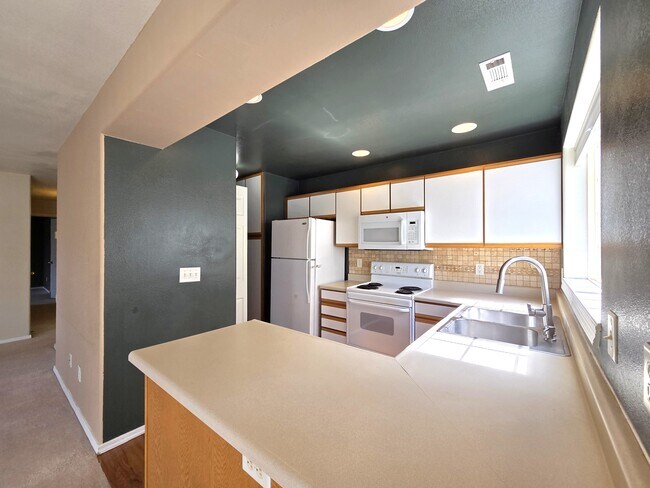 Foto del edificio - 2940 W Villard St