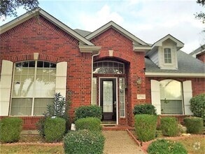 Building Photo - 17712 River Chase Dr