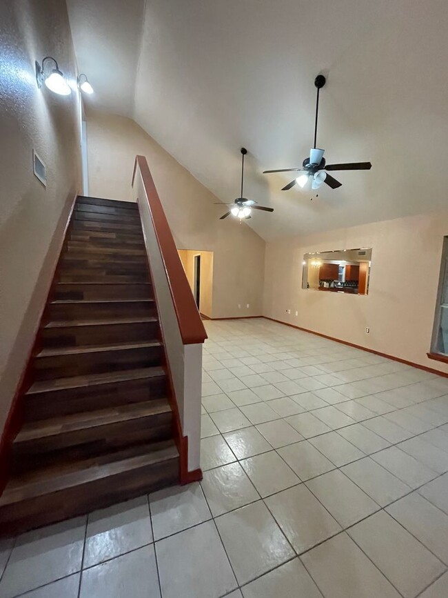 Foto del edificio - Plainview School District 4 bedroom 3 bath...