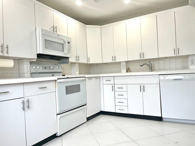 Building Photo - 2018 Exeter