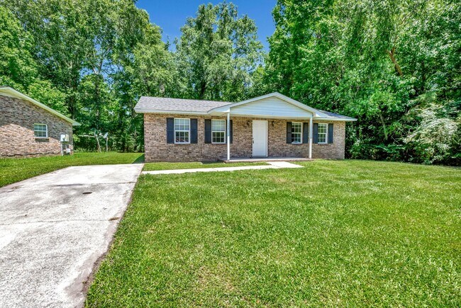 Foto del edificio - Charming single-story ranch-style home loc...