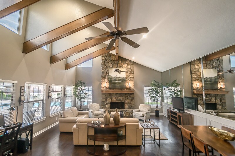 Amberly Village Townhomes Apartments Garland, TX