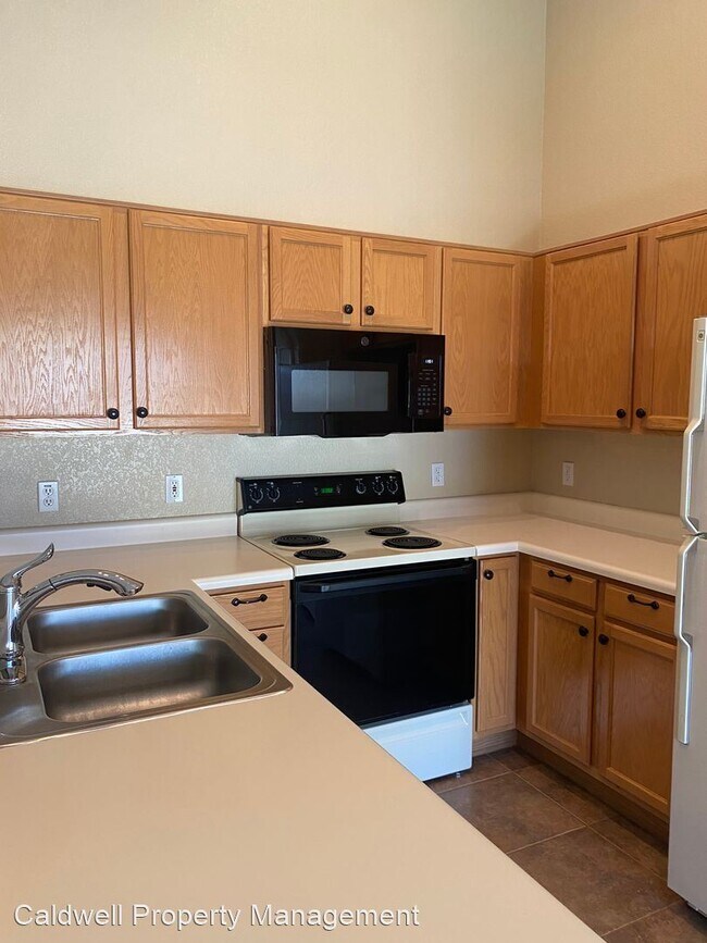 Building Photo - 2 br, 2 bath House - 3604 W. Calle Lejos