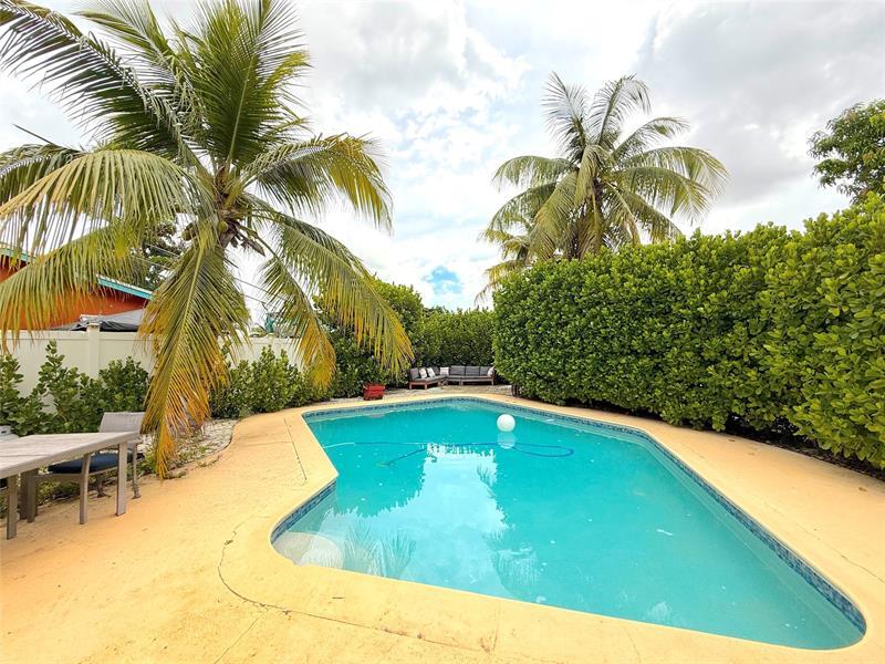 Foto principal - 1861 SW 36th Ave