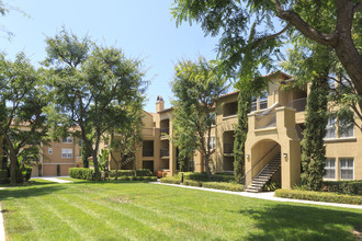 Serrano Apartment Homes photo'