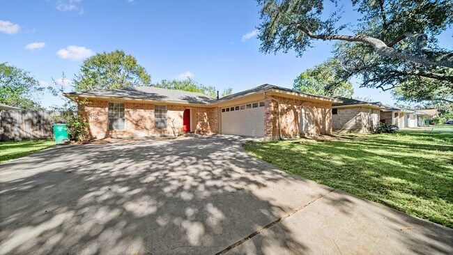 Foto del edificio - 810 Sunnybrook Ln