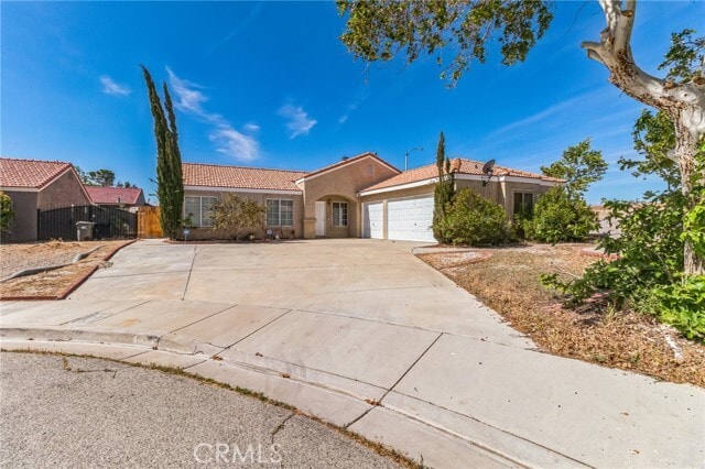 Foto del edificio - 6012 Sandpiper Pl