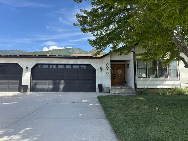 Building Photo - 695 S 1350 E