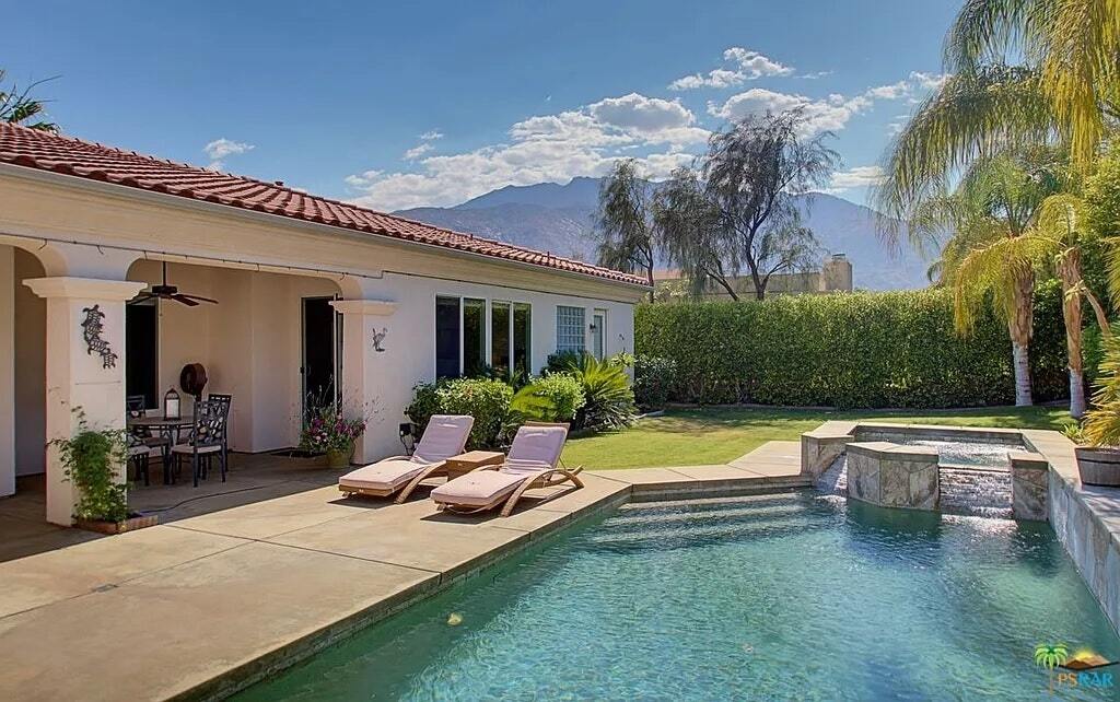 Foto principal - 1450 Amelia Way