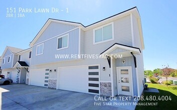Building Photo - 151 Park Lawn Dr Building Photo - 151 Park Lawn Dr