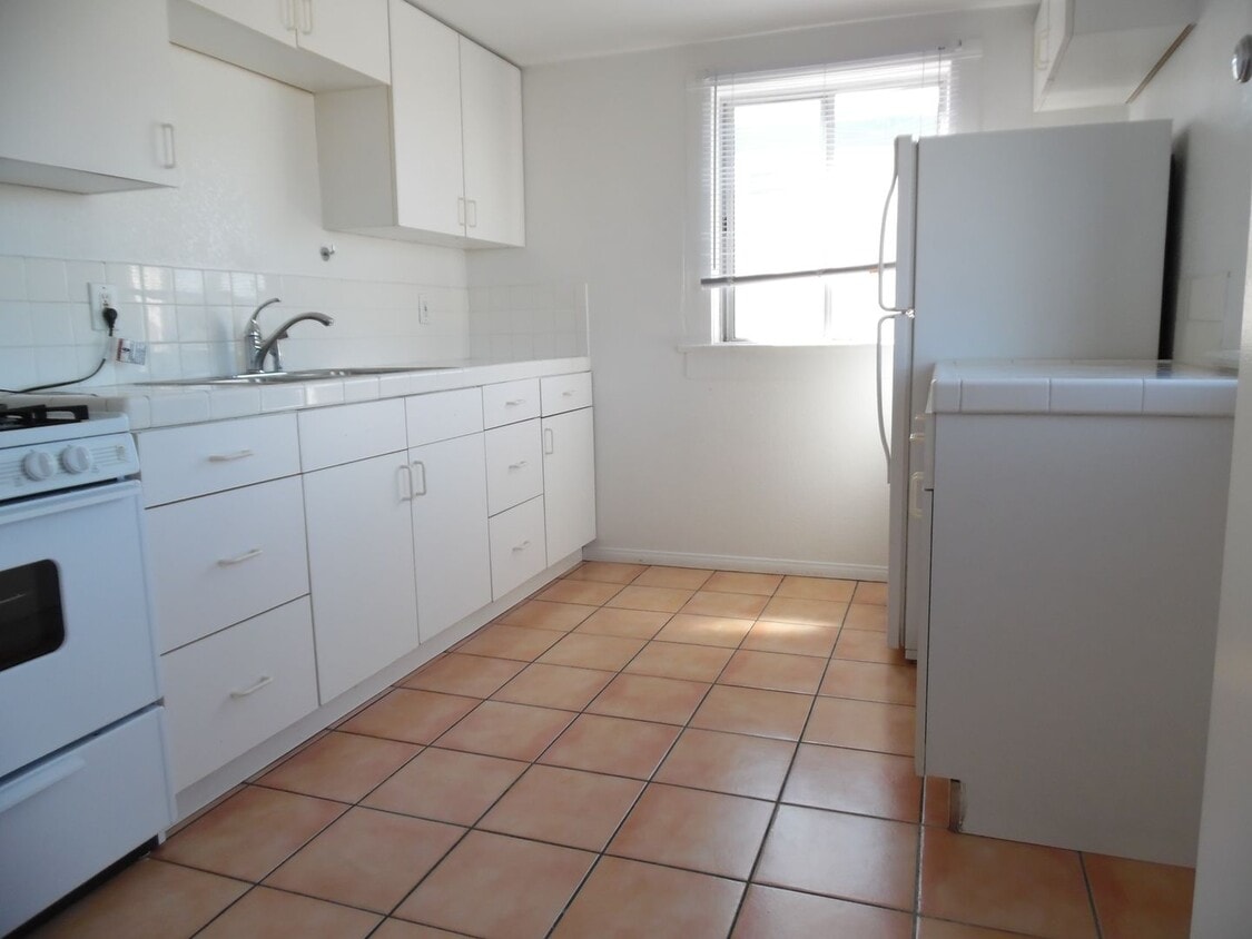Primary Photo - 1BR 1BA Apartment in Point Loma - 1 Assign...