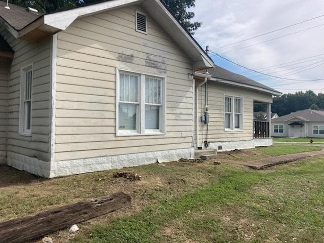 Building Photo - Charming 2 Bed, 1 Bath Home with Spacious ...