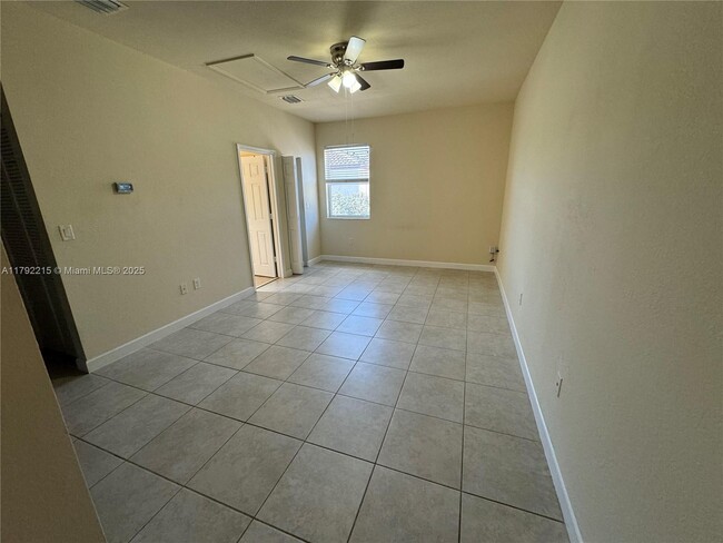 Foto del edificio - 17087 SW 96th St