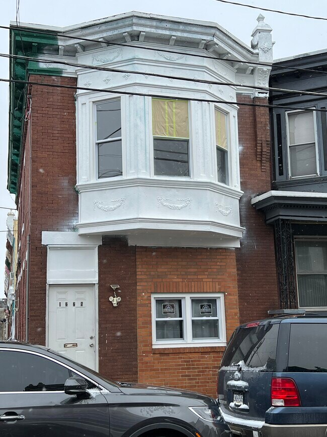 Photo - 1228 W Venango St Apartment