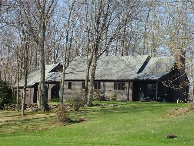 Foto principal - 163 Gould Hill Rd