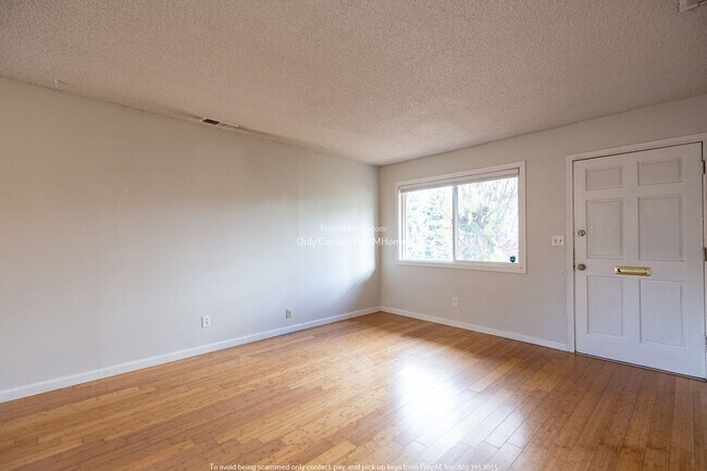 Foto del edificio - Charming Three Bedroom Home in Kenton! Hug...
